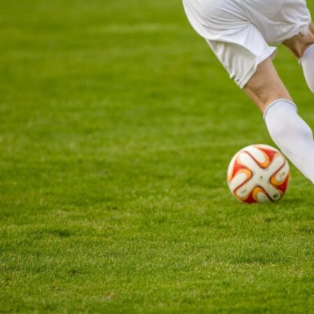 Pomocnik w piłce nożnej – istotny element składu piłkarskiego